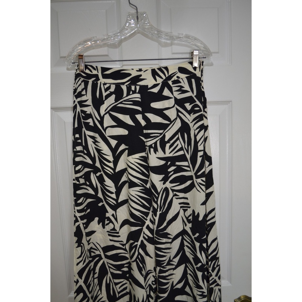 NWT CUPSHE Lounge Flowing Swim Pants, Black & White Tropical Print, Size Small - Picture 3 of 6